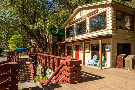 The North Cascades Lodge at Stehekin | Outdoor Project