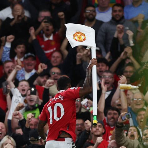 Rashford celebrating his goal vs Liverpool : r/reddevils