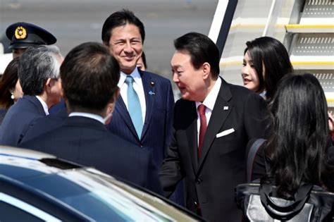 South Korea president arrives in Japan to open 'new chapter'| Cambodianess