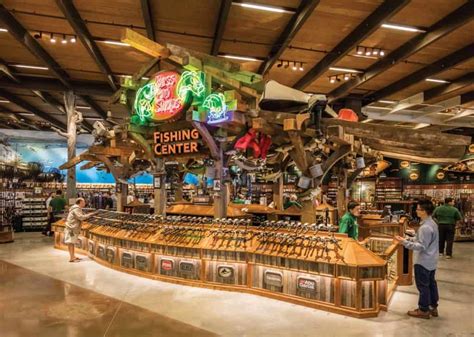 Inspiring Retail Experience | Bass Pro Shops and Cabela’s - Bass Pro