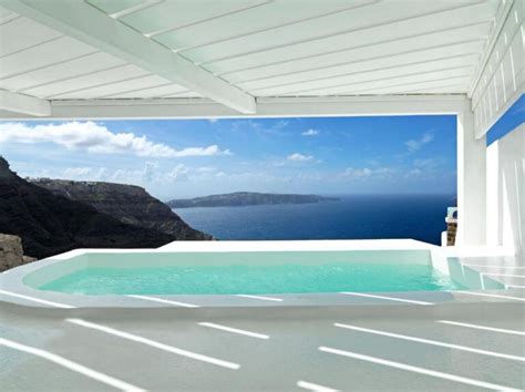 11 Best Hotels in Fira, Santorini for Amazing Caldera Views