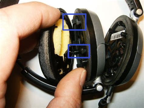 Bose On-Ear headphones Ear Cushion Replacement - iFixit Repair Guide