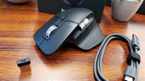 Logitech MX Master 3 vs MX Master 3S: Should You Upgrade? - Logitech MX ...