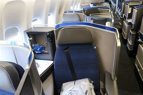 United Boeing 777 Business Class Seats