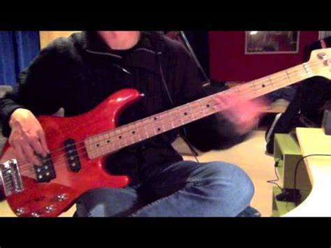 Simple Minds - Waterfront (Bass Cover) Chords - Chordify