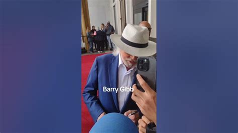 BARRY GIBB Dec. 2nd, 2023 arriving @KENNEDY CENTER HONORS luncheon # ...