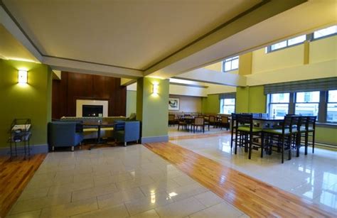 Holiday Inn Express Cleveland Downtown $99 ($̶1̶2̶0̶) - UPDATED 2018 ...