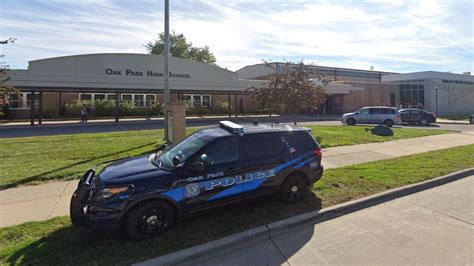 Oak Park High School closed after fight between several adults and school security, students ...