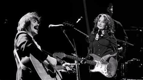 John Prine and Bonnie Raitt - Angel Of Montgomery (Live) - YouTube | Bonnie raitt, John prine ...