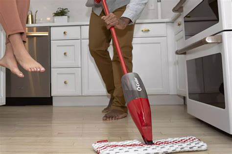 The Best Dust Mop For Cleaning Hardwood Floors - The Homey Space