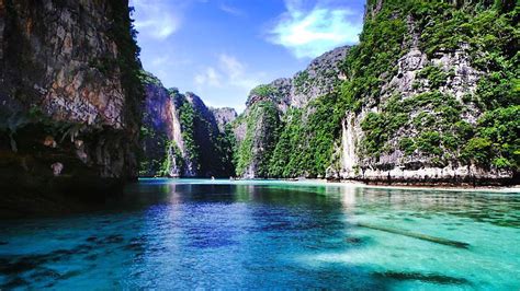 Phi Phi Island, Thailand, A Wonderful Paradise! - Traveldigg.com