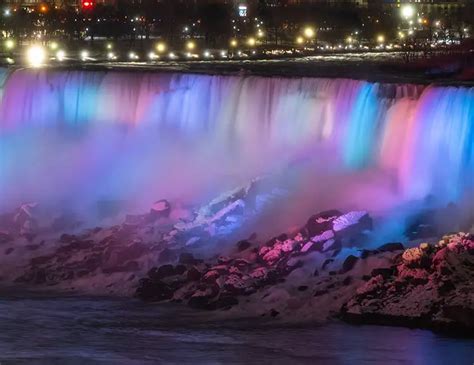 Niagara Waterfall Night