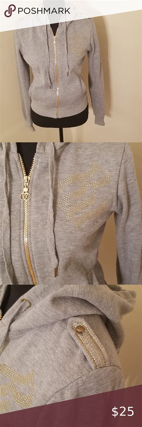 Vintage Rocawear Hoodie Gray zip front hoodie. Nice gold hardware. Roc ...