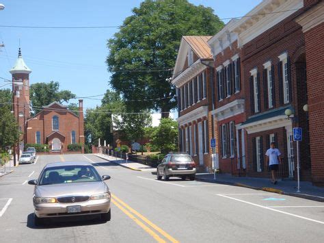 town of berryville va | ... Berryville in search of lunch. Berryville is a very pretty little ...