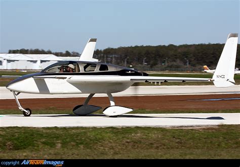 Rutan Cozy Mk IV (N14CZ) Aircraft Pictures & Photos - AirTeamImages.com