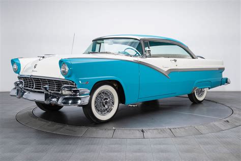 The Classic Elegance of the 1956 Ford Fairlane Victoria Coupe – Breaking International