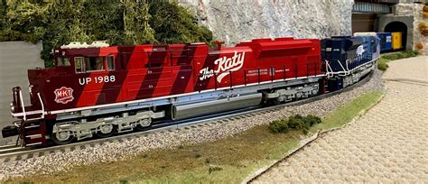 Union Pacific Heritage Fleet highlights Lionel SD70ACe release - Trains