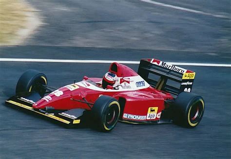 The iconic Marlboro livery used in Formula 1, Rally and other racing ...