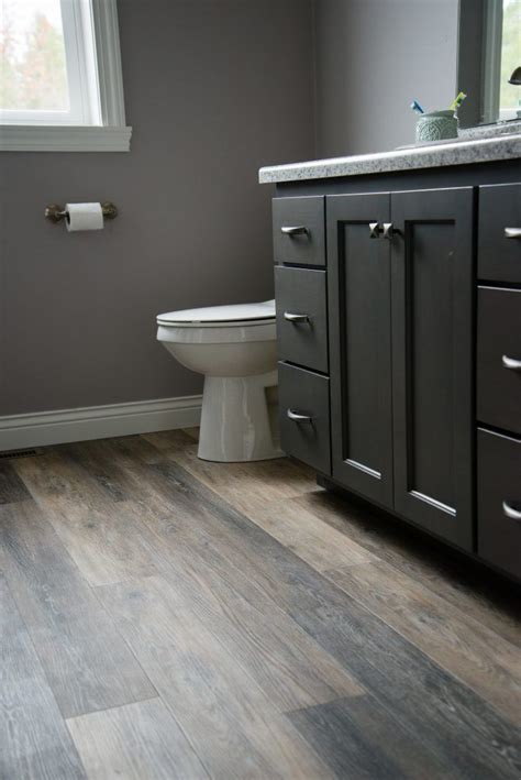 Great Tile Ideas for Small Bathrooms | Bathroom vinyl, Vinyl flooring ...