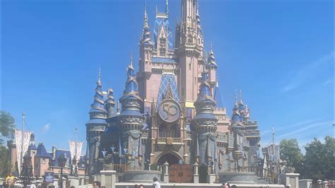 Magic kingdom castle show - YouTube