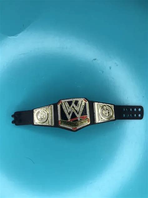 WWE WORLD HEAVYWEIGHT CHAMPIONSHIP BELT MATTEL WRESTLING FIGURE Scratch Logo £6.99 - PicClick UK