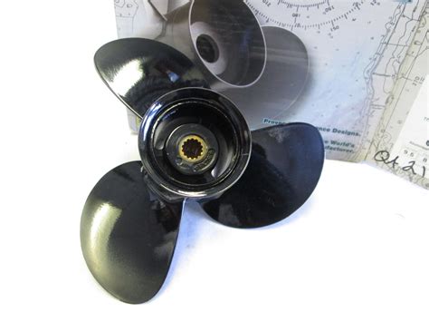 9.5 x 8 Pitch Prop for Mercury Mariner 15/20 Hp 4-Stroke Outboard ...