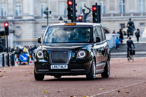 Taxi! We swap seats to drive London’s electrified black cab | London taxi, Black cab, London ...