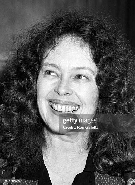 Sandy Dennis Photos and Premium High Res Pictures - Getty Images