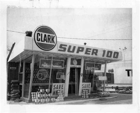 Clark Super 100 Service Station | Ann Arbor District Library