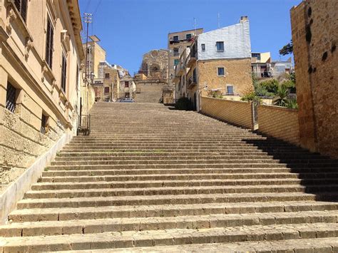 Things to do in Naro - The panoramic castle - Top Secret Sicily