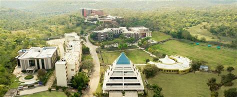 Jagran Lakecity University Bhopal - EducationWorld