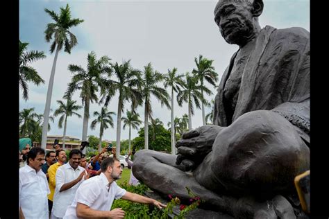 Congress | Rahul Gandhi accorded warm welcome by Congress, Opposition MPs on arrival in ...