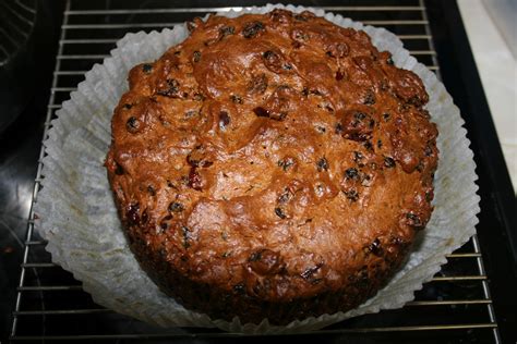 Miss Elizabeth's Baking Blog: Mary Berry's Quick Boiled Fruit Cake