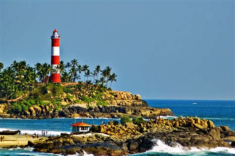 KOLLAM KOVALAM HONEYMOON TOUR-5 NIGHTS 6 DAYS