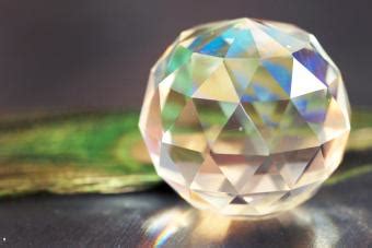 Feng Shui Crystal Ball Placement & Use for Energy Flow | LoveToKnow