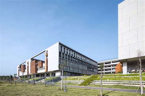 Public Teaching and learning building of Guangdong University of ...