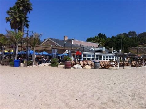 PARADISE COVE BEACH CAFE / 28128 Pacific Coast Hwy / Malibu 90265 / Surfside tropical drinks ...