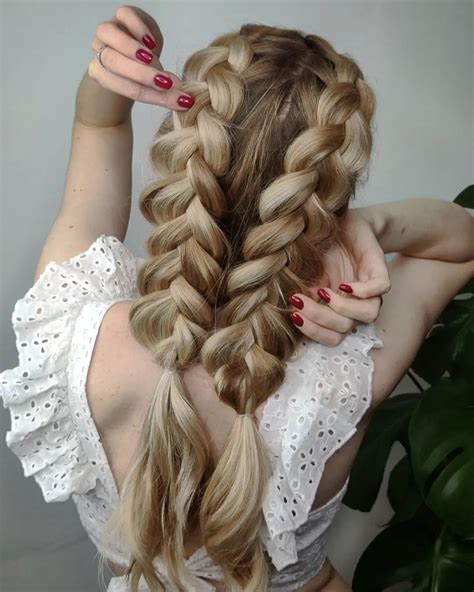 40 Prettiest Dutch Braid Hairstyles to Style in 2023