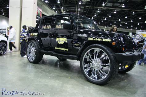 Jeep Wrangler on 35 Inch DVinci Wheels ~ Auto Keirning Cars