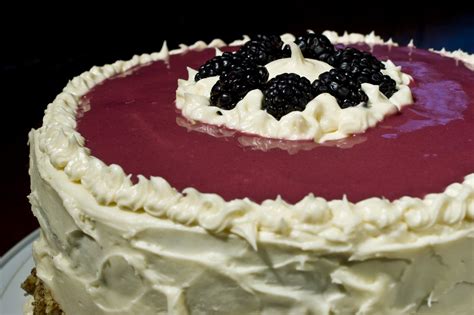 The Thrillbilly Gourmet: Southern Blackberry Jam Cake