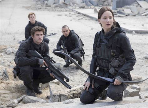 Movie Review: 'Hunger Games: Mockingjay, Part 2' Soars To The Very End | LATF USA