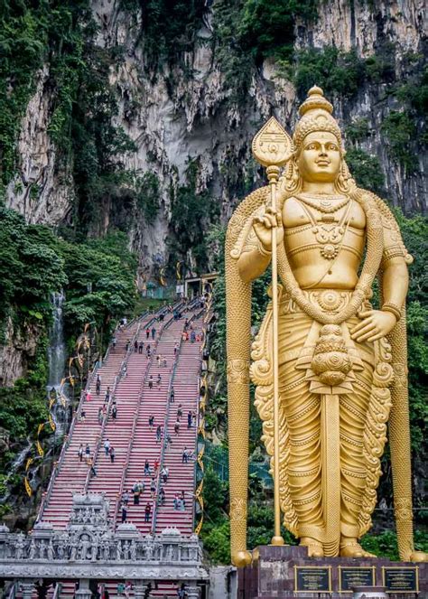 Ultimate Guide To Climbing The Batu Cave Steps In Malaysia - enSquared♡Aired