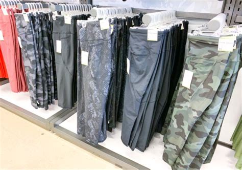 Old Navy Activewear Sale! 50% Off leggings, tops, and more!