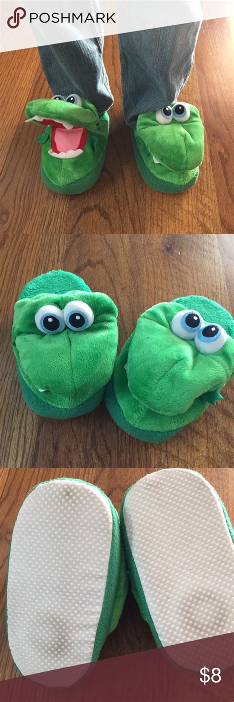 Stompeez Bedroom Slippers | Bedroom slippers, Kids slippers, Slippers