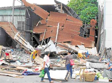 7.2-magnitude quake near Sarangani causes injuries | Inquirer News