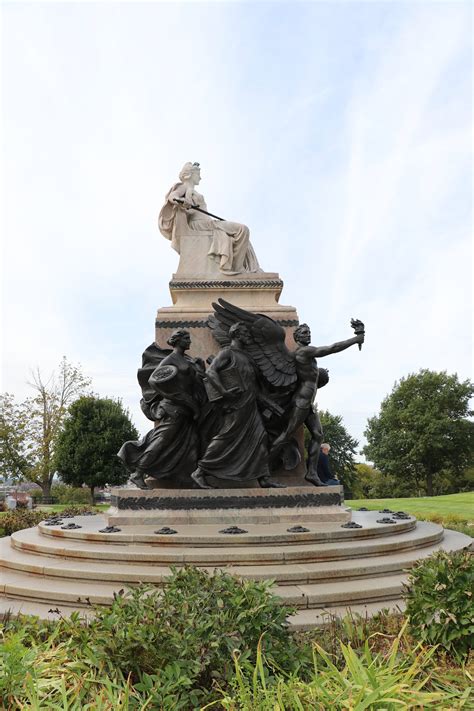 Iowa Capitol Monuments and Sculpture