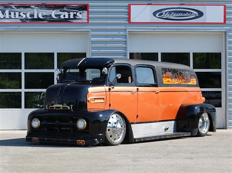 1951 Ford Custom COE - U0432 - MAXmotive