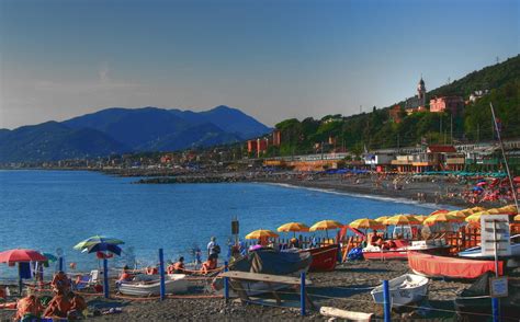 Cavi di Lavagna beach | Cavi di Lavagna is a small suburb of… | Flickr