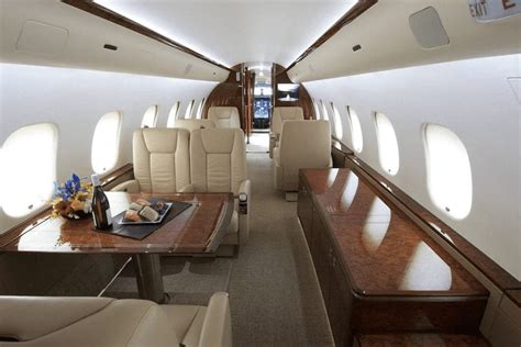 Bombardier Global 5000 | Book a Private Jet Flight with Magellan Jets