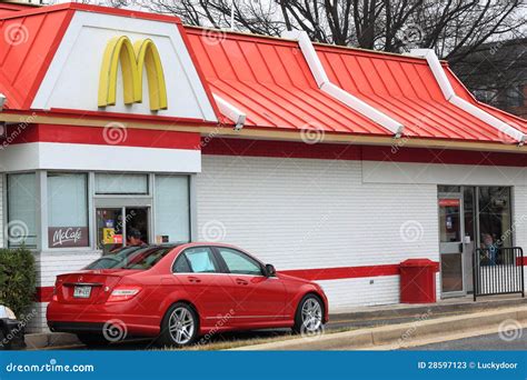 McDonalds Drive-thru Services Editorial Stock Photo - Image: 28597123